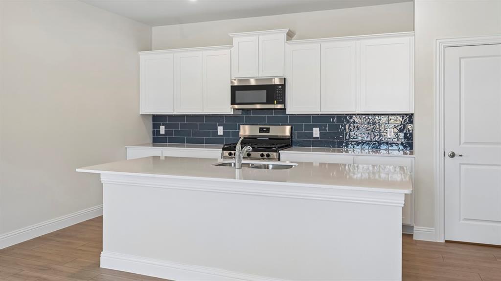 9528 Bently Boulevard Property Photo 30
