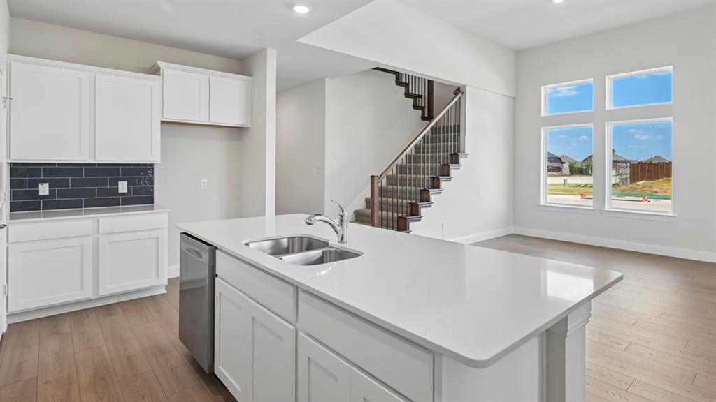 9528 Bently Boulevard Property Photo 33