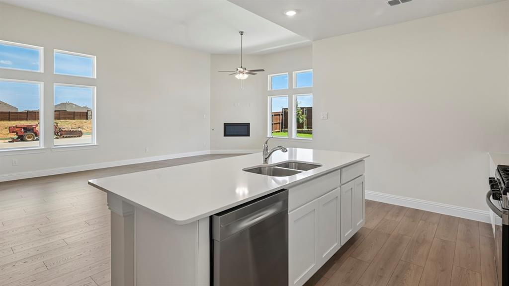 9528 Bently Boulevard Property Photo 34