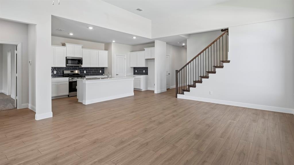 9528 Bently Boulevard Property Photo 39