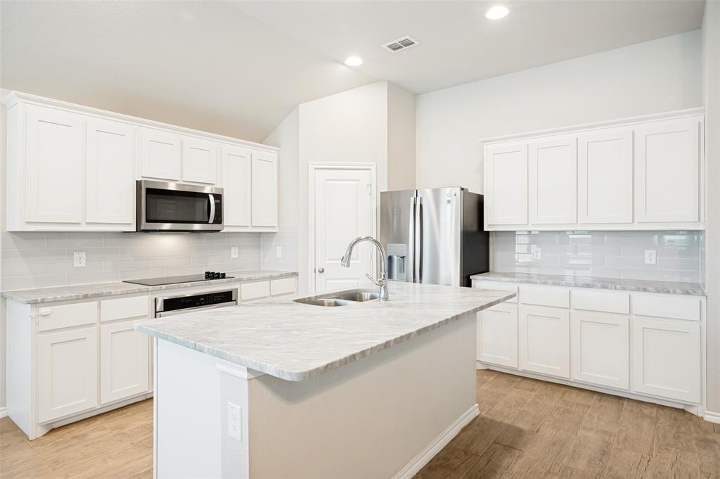 11449 White River Drive Property Photo 3