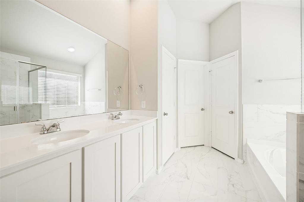 11449 White River Drive Property Photo 12