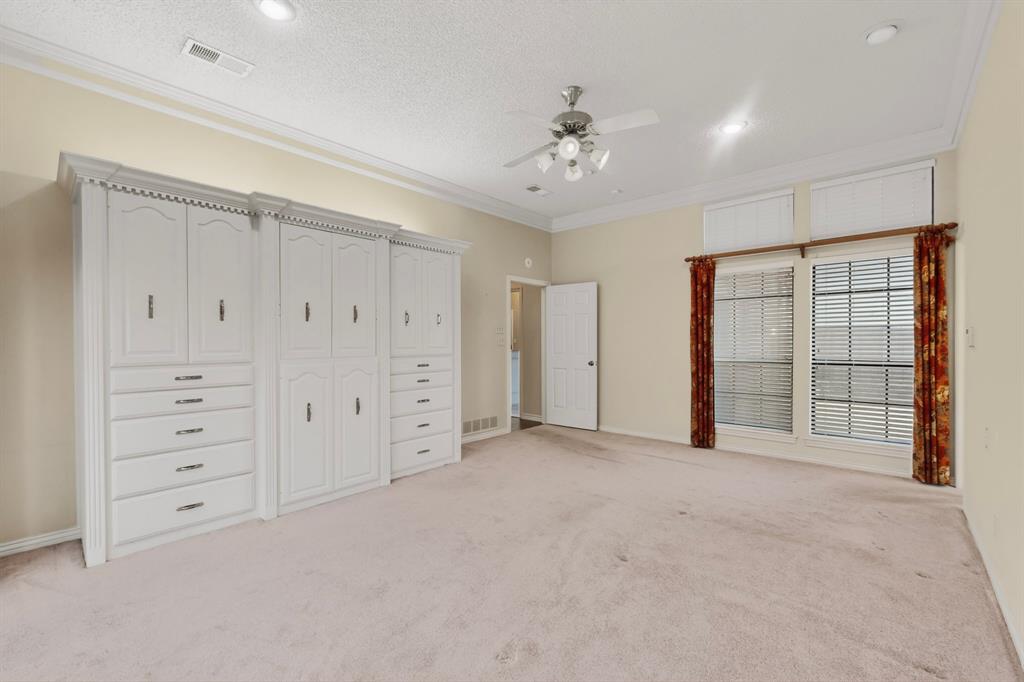 14015 Highmark Square Property Photo 18