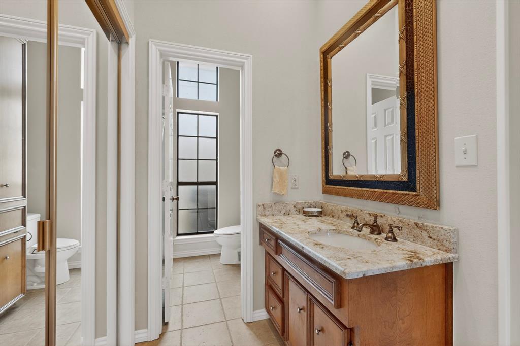 14015 Highmark Square Property Photo 25
