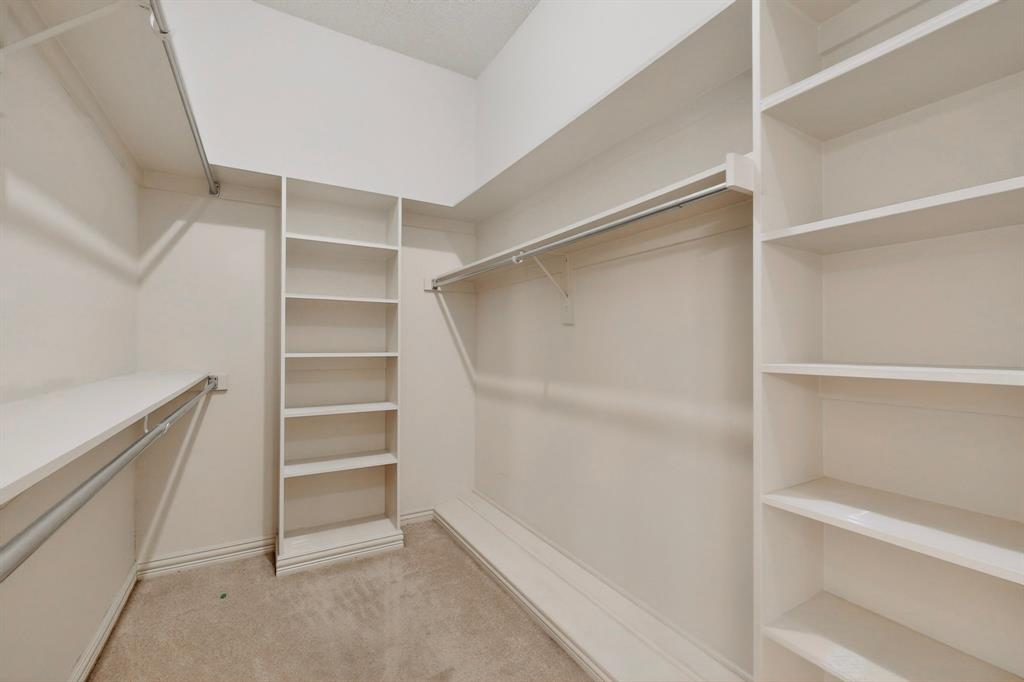 14015 Highmark Square Property Photo 33