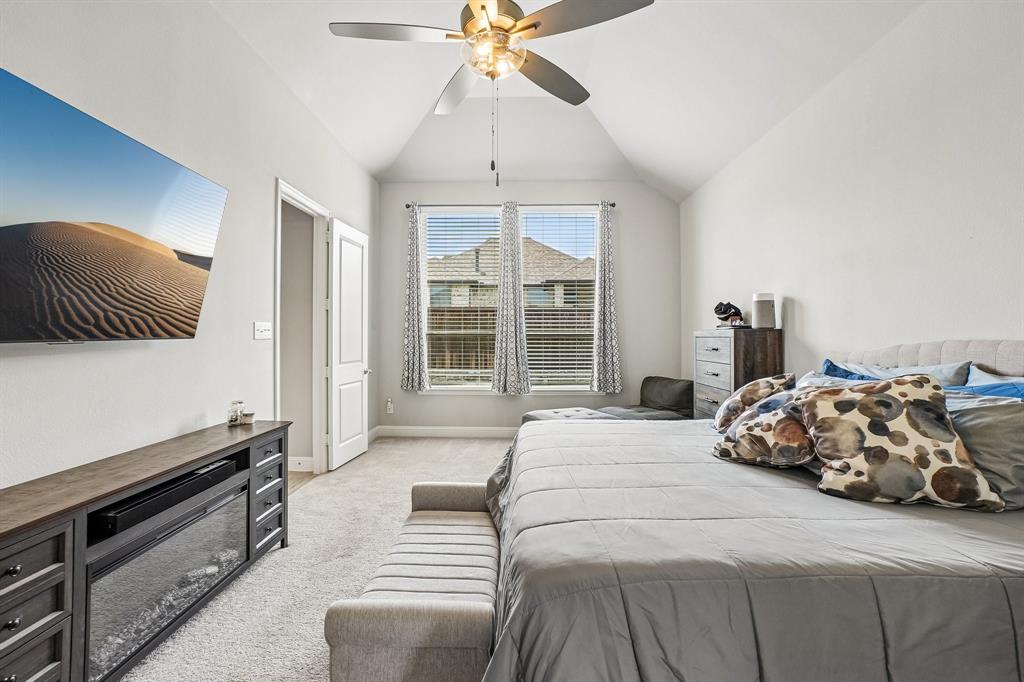8901 Cedar Basin Drive Property Photo 10
