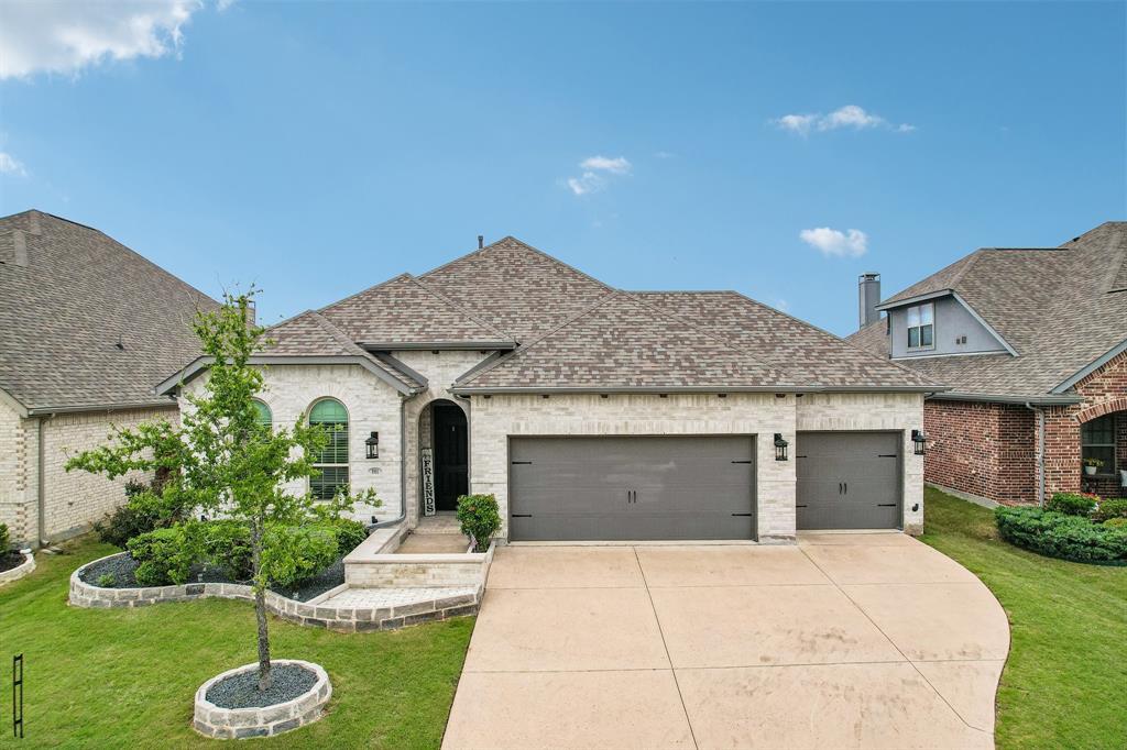 8901 Cedar Basin Drive Property Photo 19