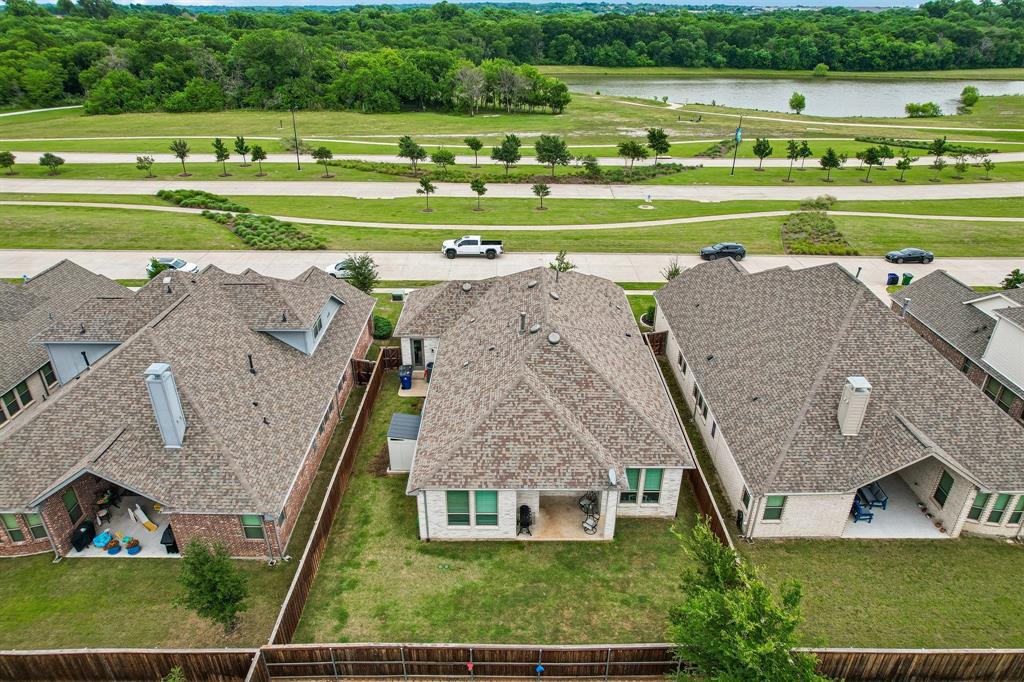 8901 Cedar Basin Drive Property Photo 22
