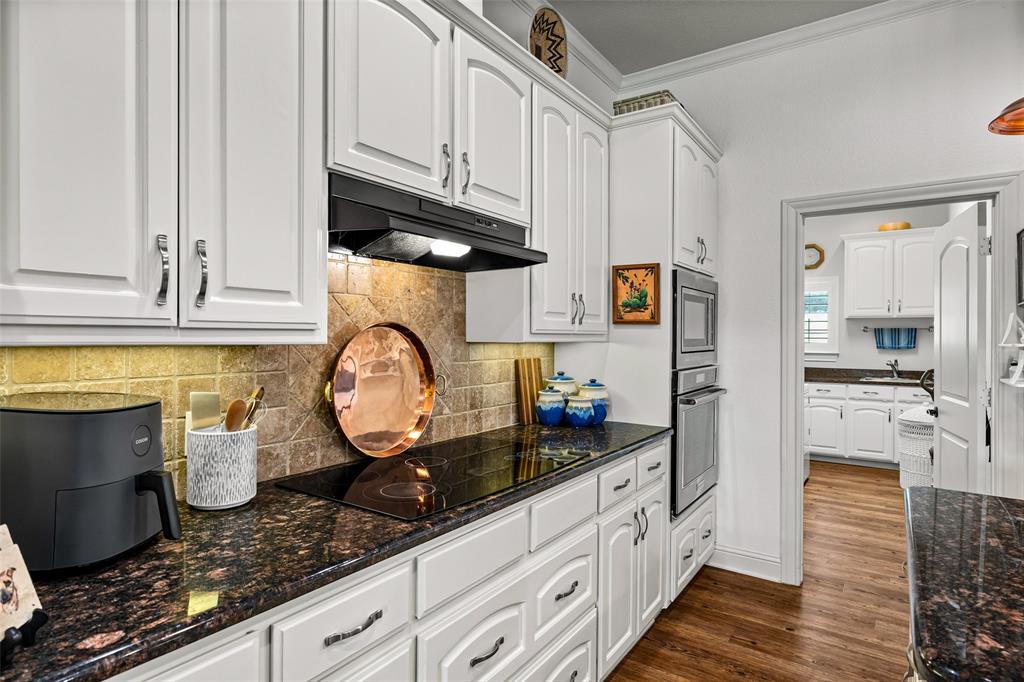 2809 Wind Point Court Property Photo 14