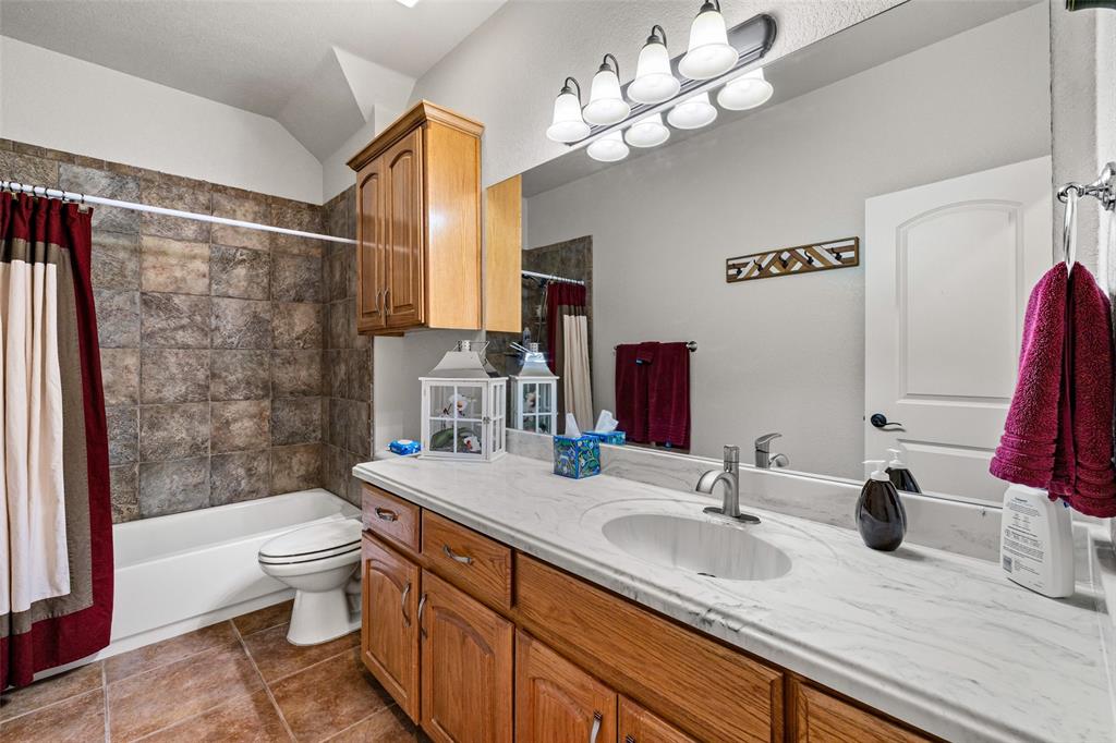 2809 Wind Point Court Property Photo 23
