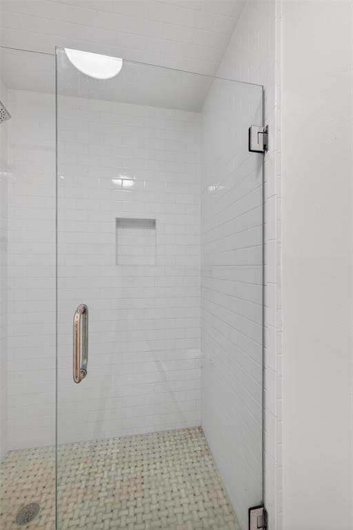 634 Balmoral Drive Property Photo 16