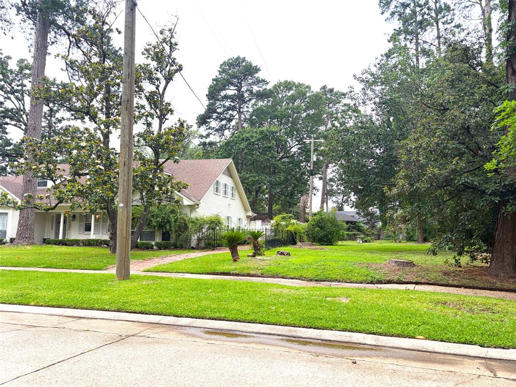 634 Balmoral Drive Property Photo 32