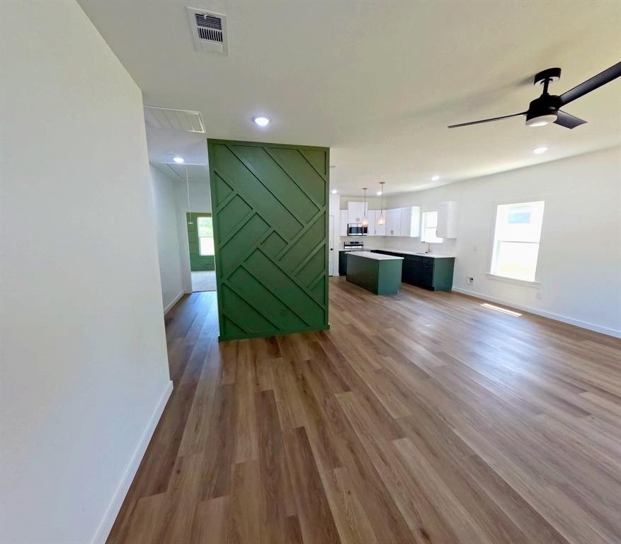 286 10th Street Property Photo 6