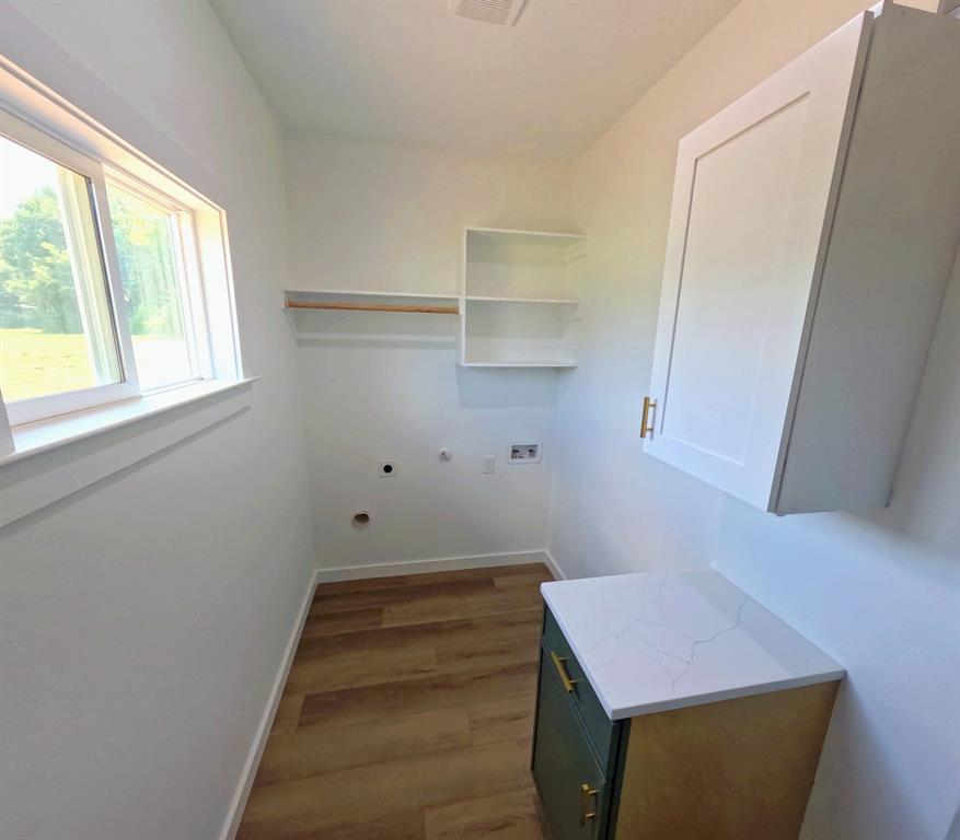 286 10th Street Property Photo 8