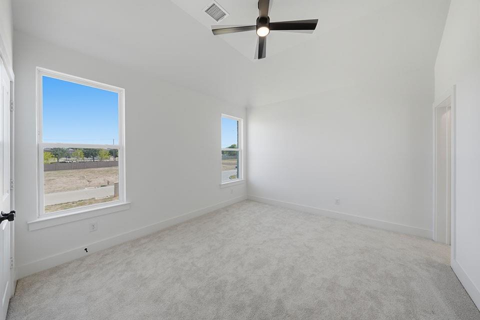 204 Hunters Glen Way Property Photo 18
