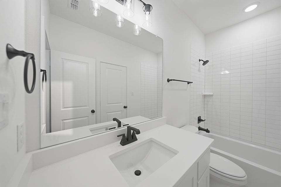 204 Hunters Glen Way Property Photo 28