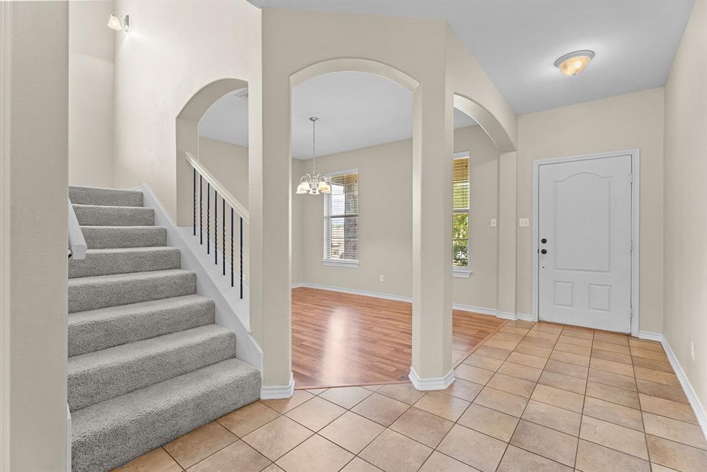 6679 Lacebark Circle Property Photo 1