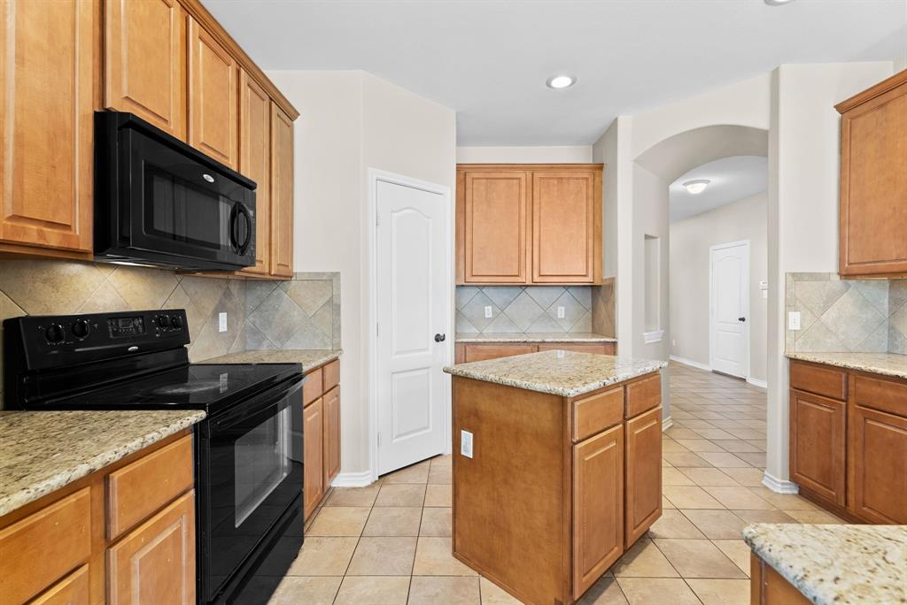 6679 Lacebark Circle Property Photo 11