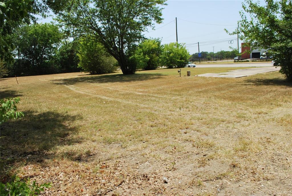 205 S. Fm 148 Property Photo 3