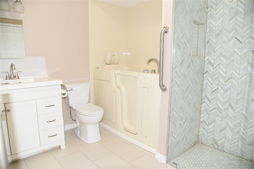 2521 W 5th Avenue Property Photo 12