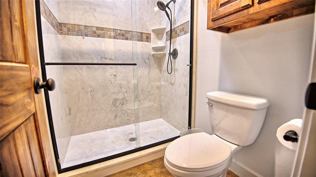 2930 N Greenbrier Road Property Photo 21