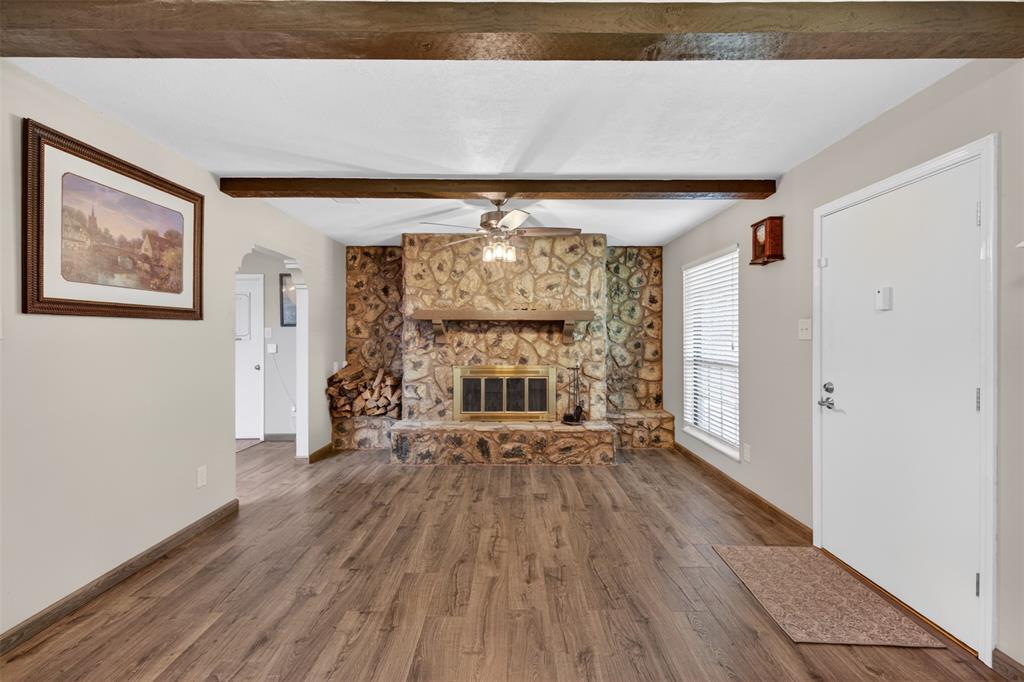 3524 Holiday Place Property Photo 3