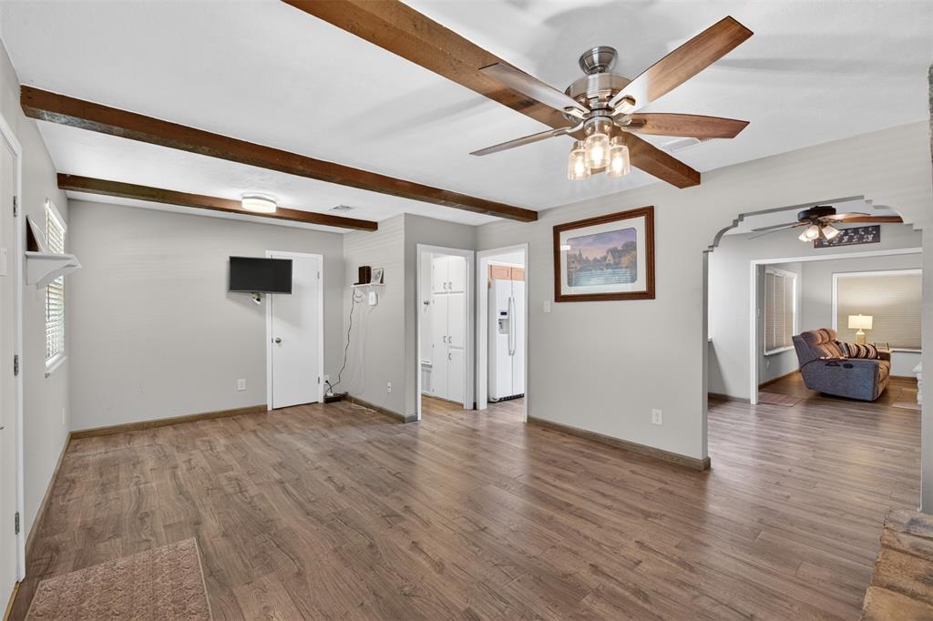 3524 Holiday Place Property Photo 6
