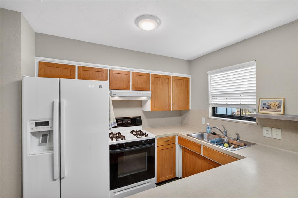 3524 Holiday Place Property Photo 10