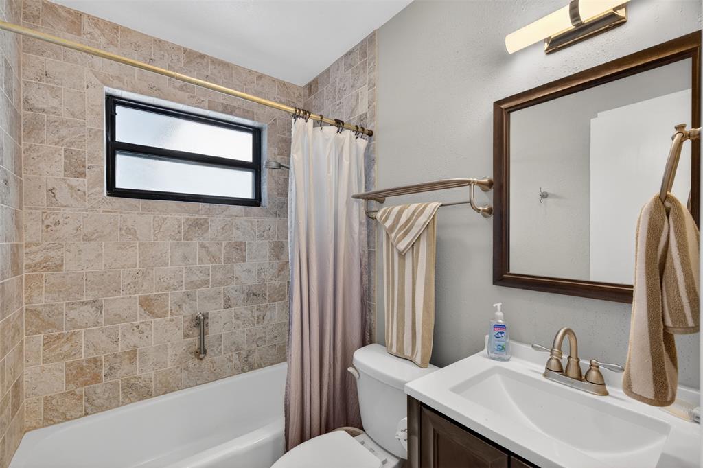 3524 Holiday Place Property Photo 19