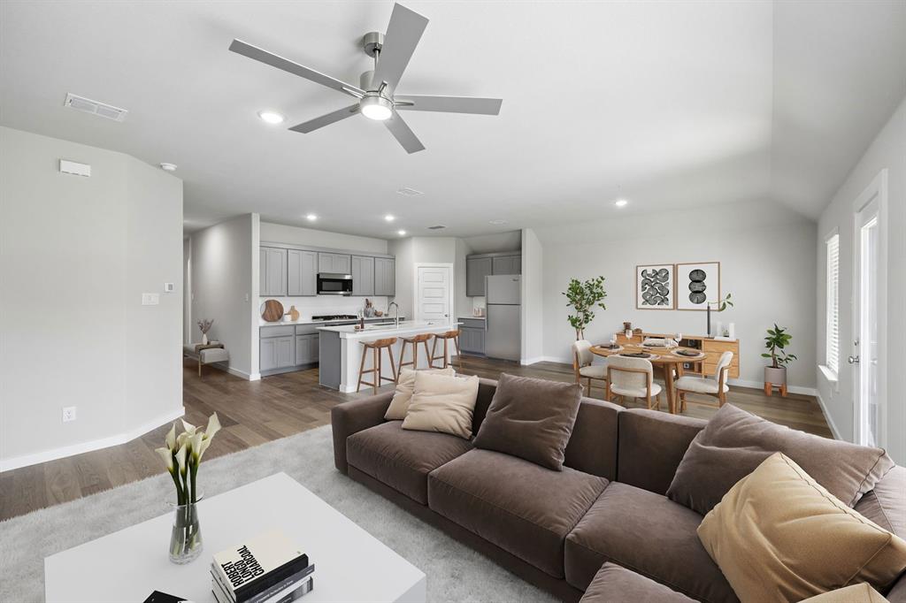 732 Brightstar Drive Property Photo 15