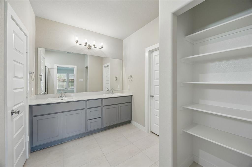 732 Brightstar Drive Property Photo 20