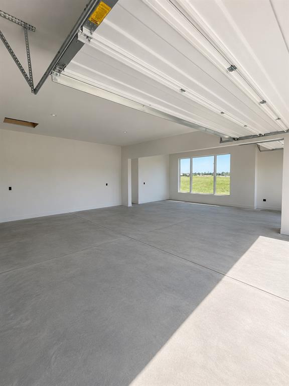 2716 Southbay Circle Property Photo 2