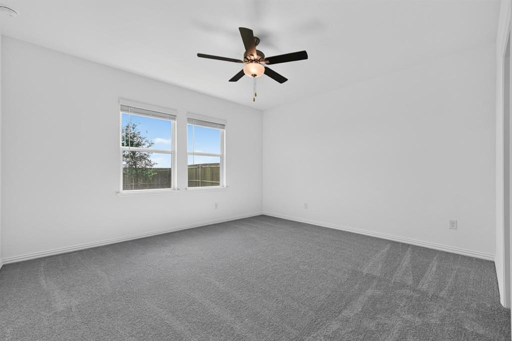 2625 Glacier Road Property Photo 5