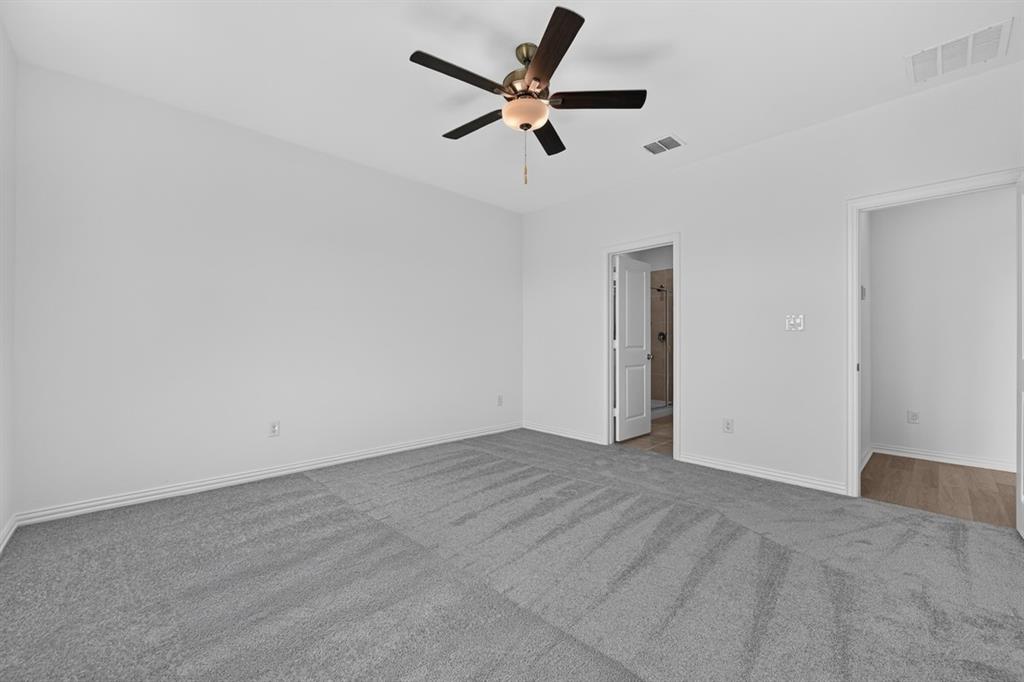 2625 Glacier Road Property Photo 14
