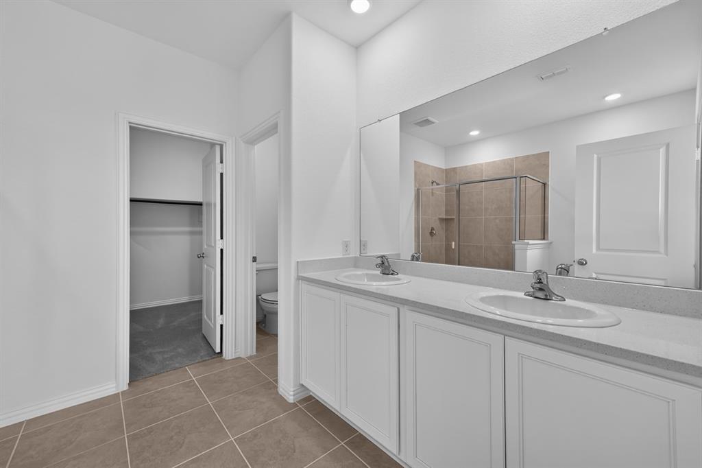 2625 Glacier Road Property Photo 15