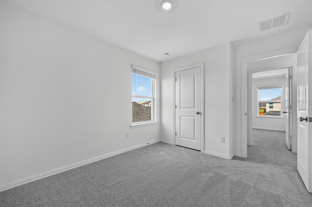 2625 Glacier Road Property Photo 19