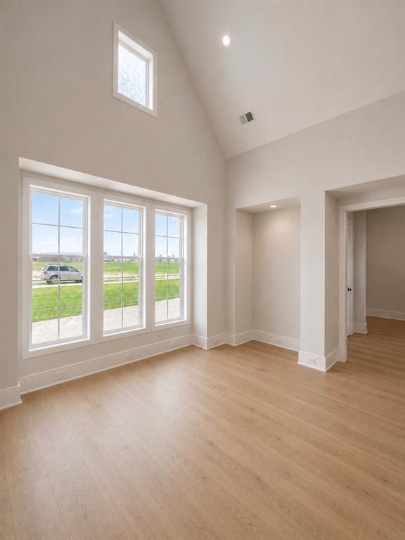 2708 Southbay Circle Property Photo 9