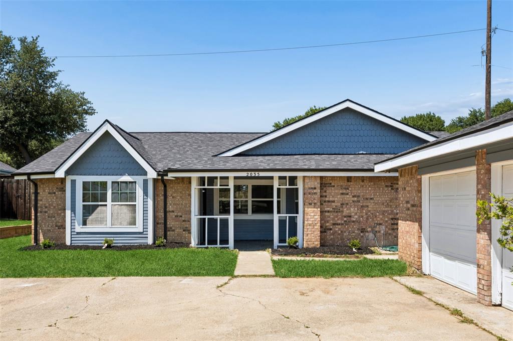 2035 Sancerre Lane Property Photo 3