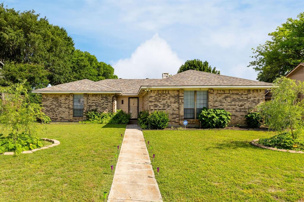 1865 Juniper Lane Property Photo 1