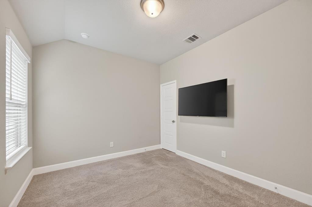2209 Rothbury Drive Property Photo 17