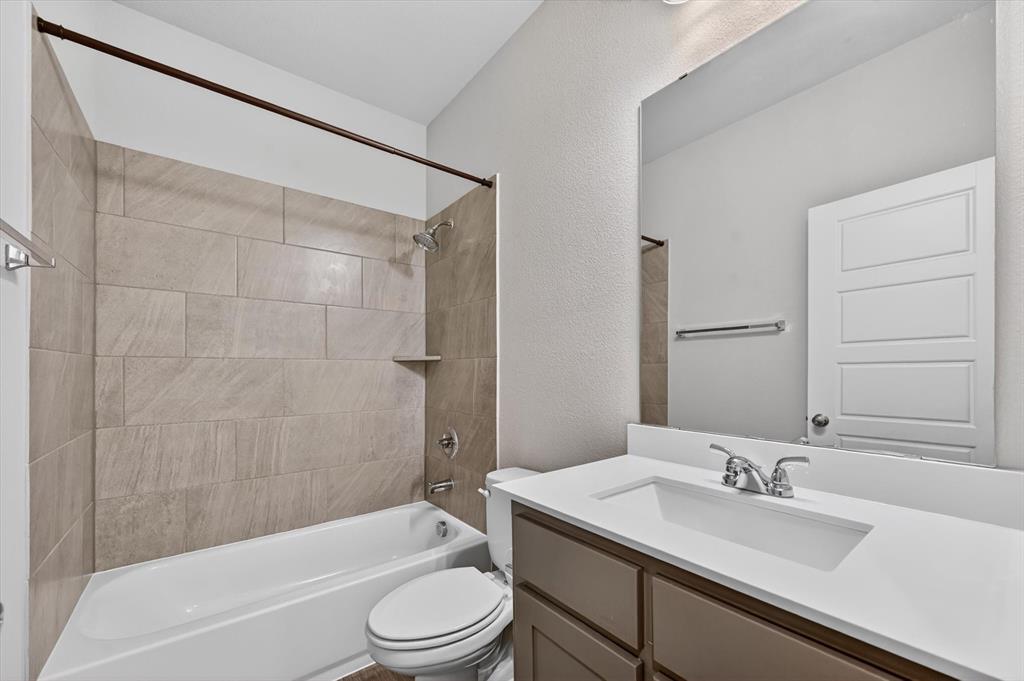 2209 Rothbury Drive Property Photo 19