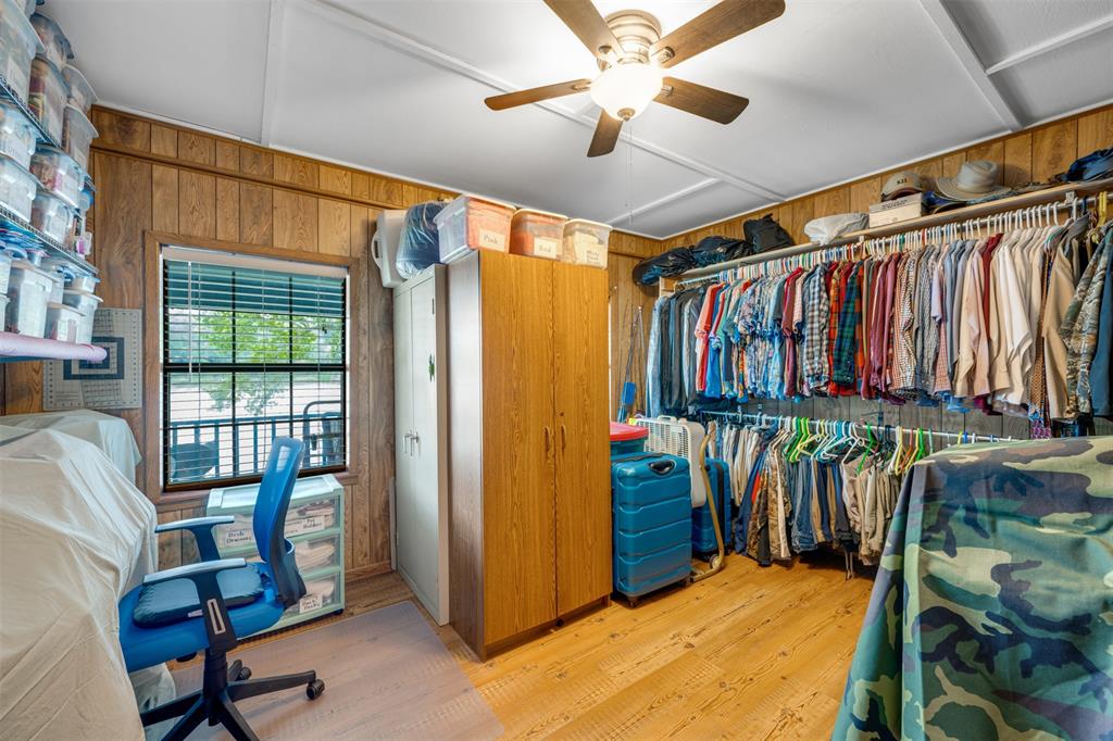20 Waco Property Photo 18