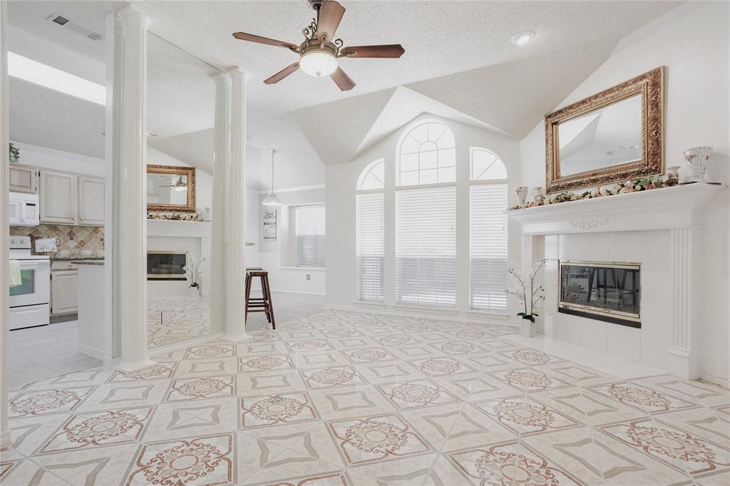 7115 Oaklawn Property Photo 8