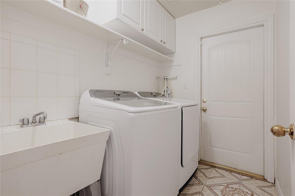 7115 Oaklawn Property Photo 20