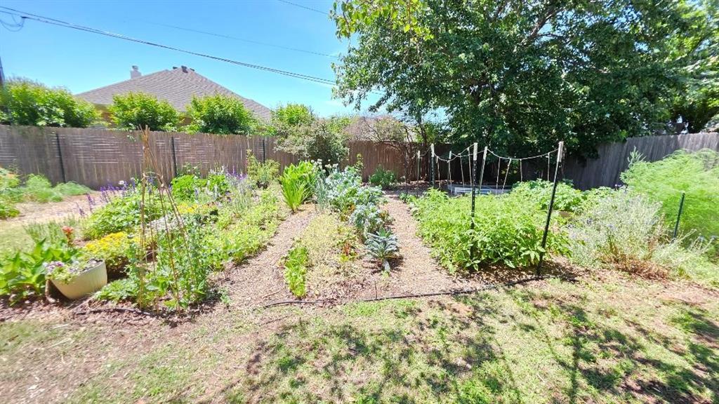 5324 Mission Circle Property Photo 3