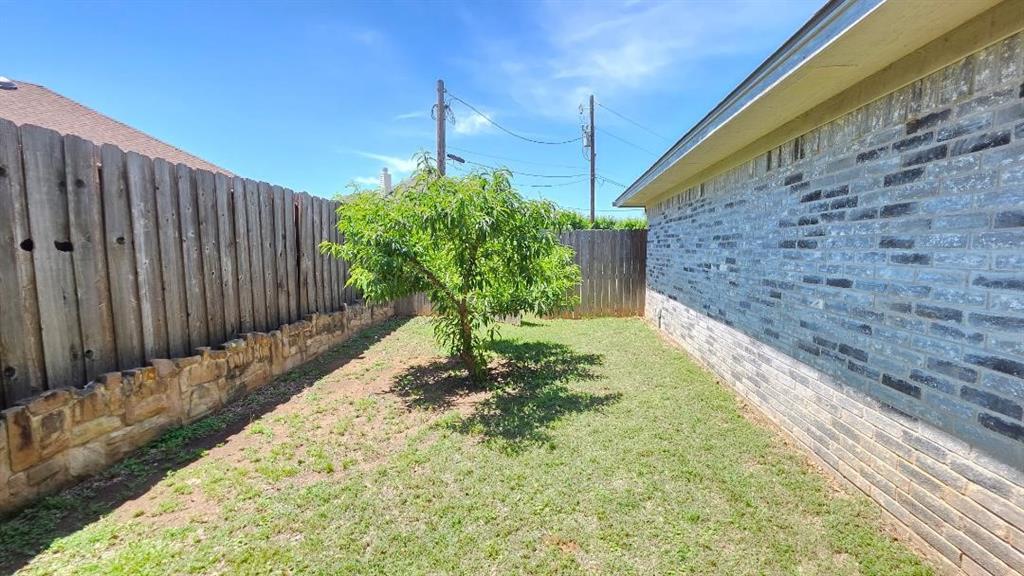 5324 Mission Circle Property Photo 7