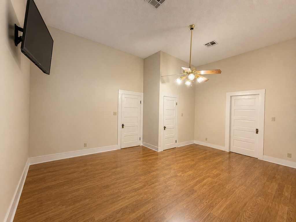1708 S Wall Street Property Photo 21