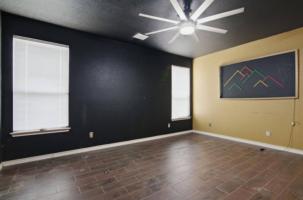 1429 Pepperidge Lane Property Photo 14