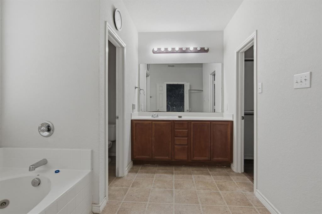 1429 Pepperidge Lane Property Photo 16