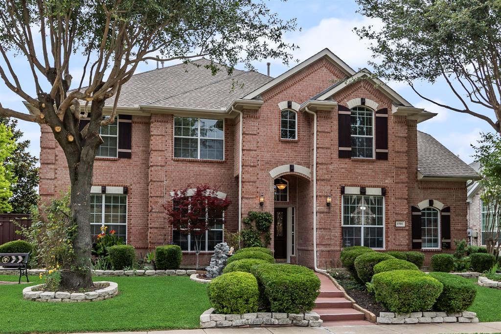 1501 Weathered Wood Lane